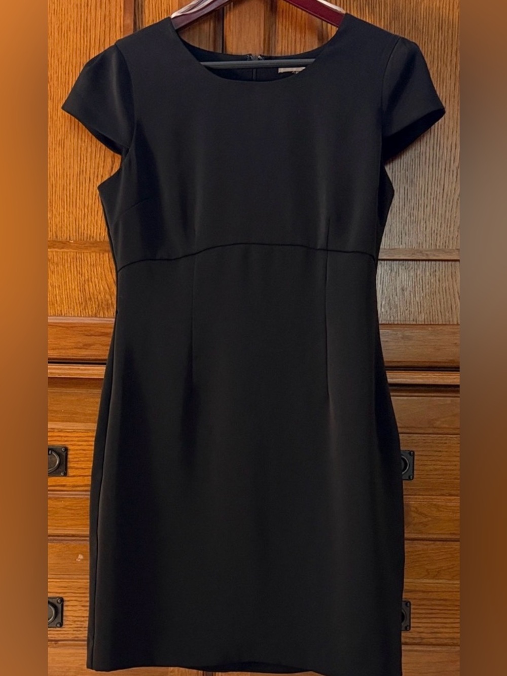 Forever 21 Love 21 Contemporary Black LBD Cap Sleeve Sheath Mini Cocktail Dress